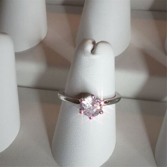 Fashion Jewelry 1 CT CZ Silver Plated Solitaire Engagement Ring Size 6 - Picture 8 of 11